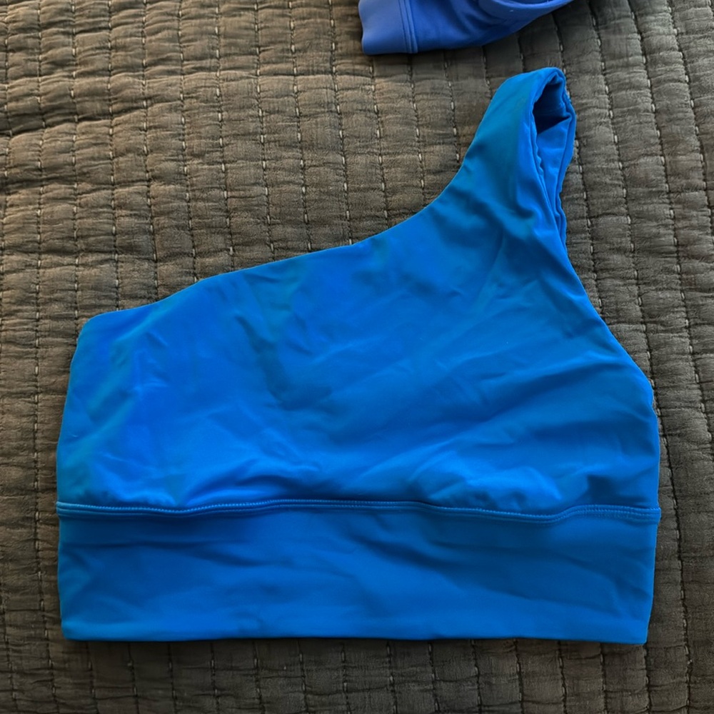Align one shoulder